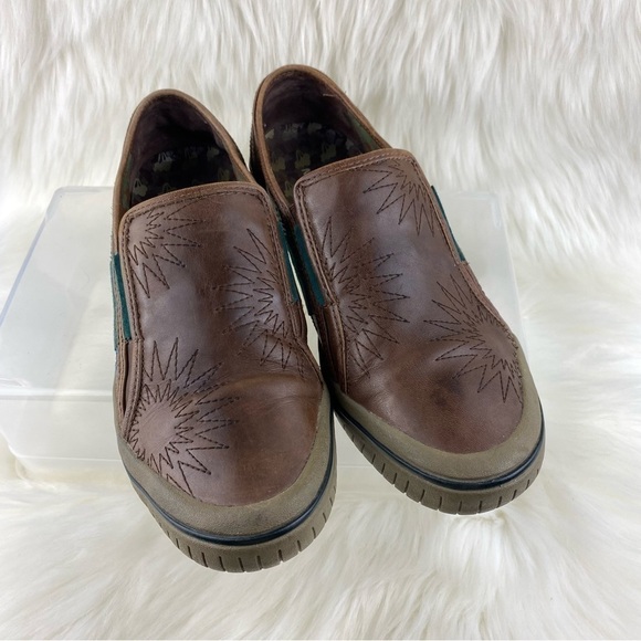 MERRELL SKYNIGHT DARK LEATHER SLIP ON SNEAKERS SIZE 9 - Picture 1 of 8